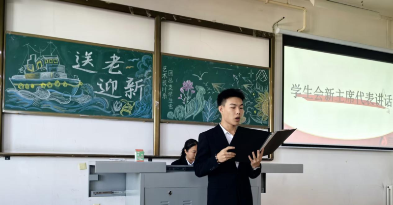 【市级优秀学生】武加培：敢尝试、肯坚持、常思考