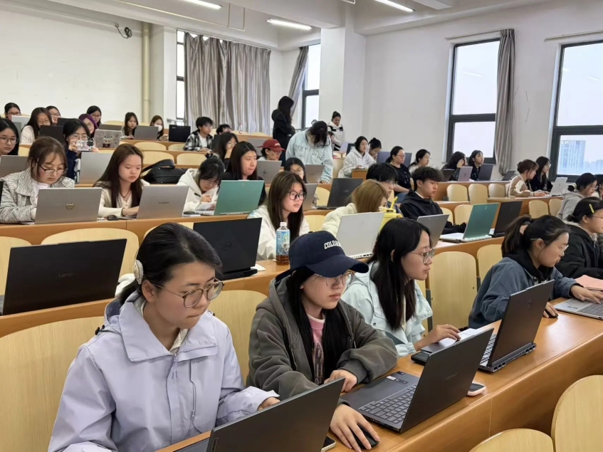 凝心聚力提能 笃行实干争先｜经济贸易系团总支学生会春季培训会