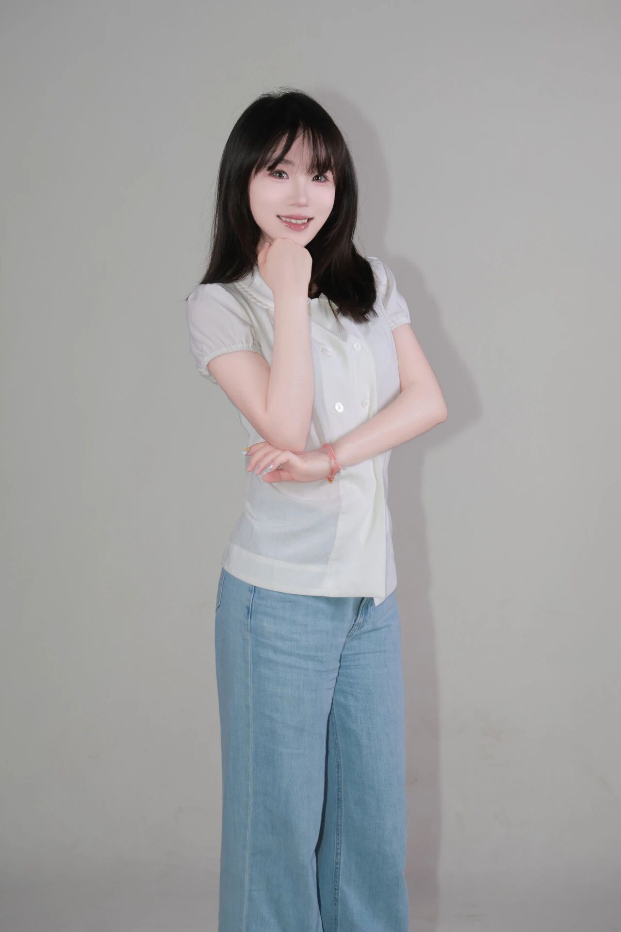 优秀毕业生代表——影舞系朱映忻
