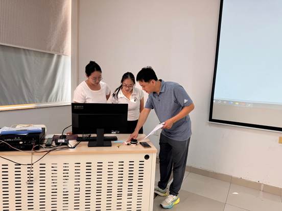 实验教学管理部开展实验室授课教师安全培训