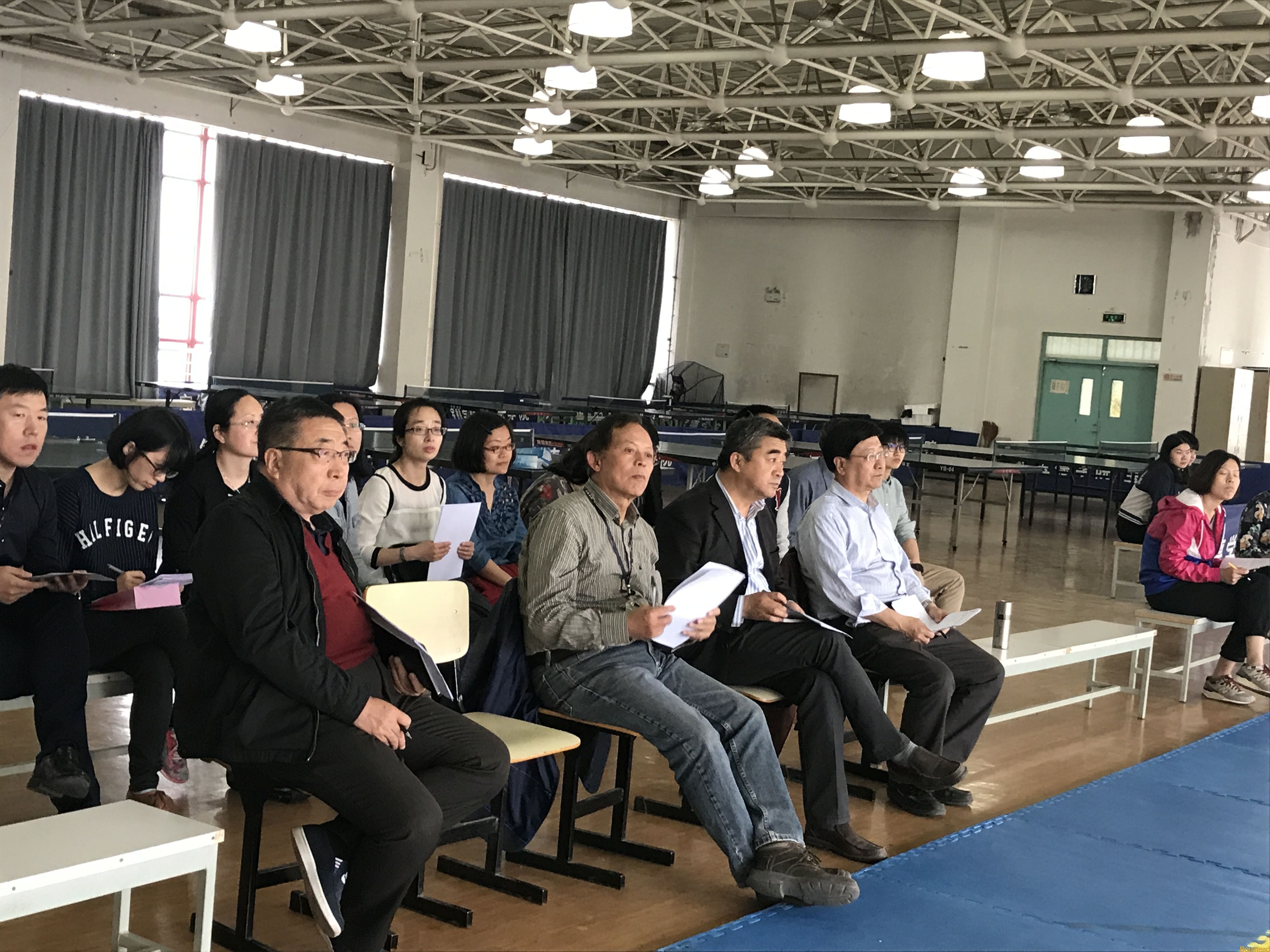 思政课与基础课教学部顺利开展“教师教学基本功展示”