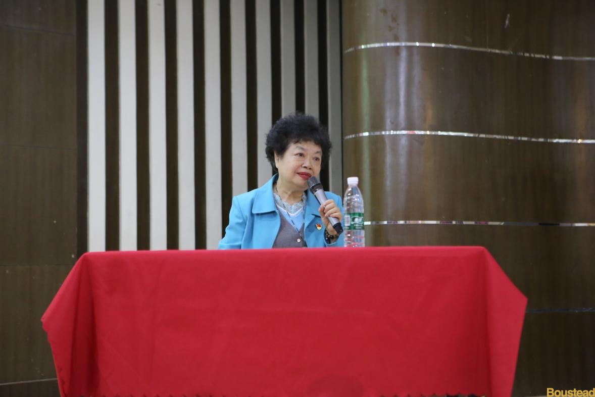 【延安精神研究会】延安精神进校园——我院举行延安精神研究会会议暨“让延安精神放射出新的时代光芒”专题讲座